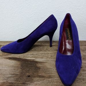 Vintage Purple suede pumps